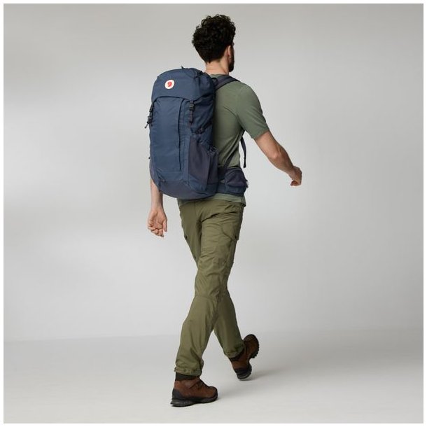 Fjllrven Abisko Hike 35 S/M Navy
