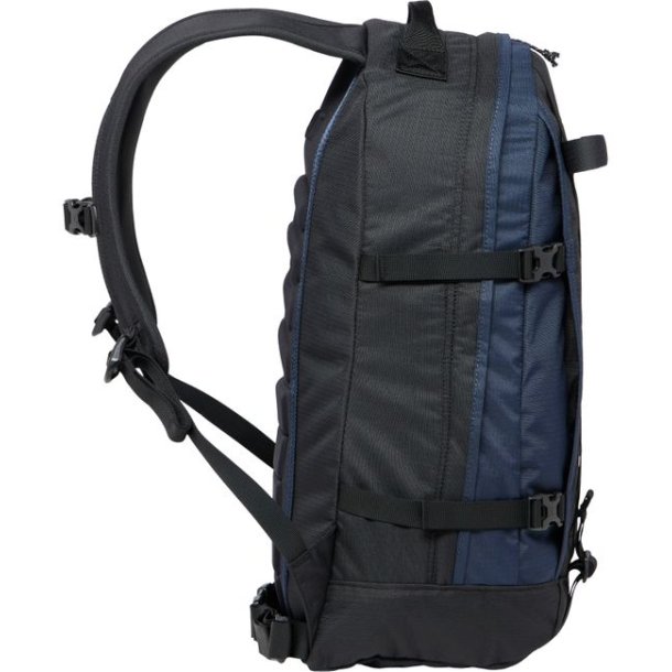 Haglfs Tight Large 25L Rygsk True Black/Tarn Blue