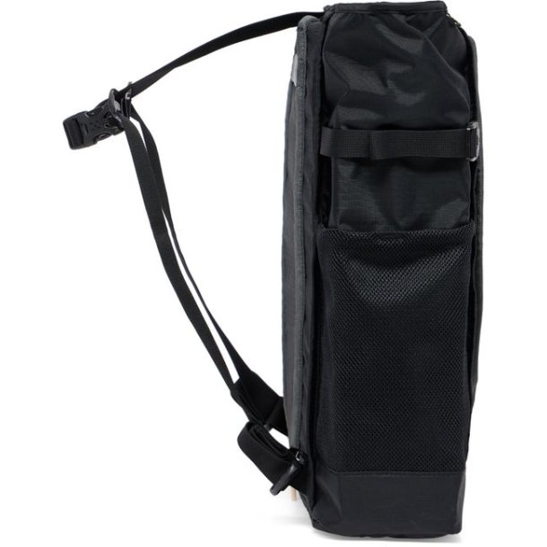 Haglfs Tight Tote 25 True Black/Magnetite
