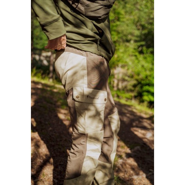 Pinewood Finnveden Trail Hybrid Bukser Earth Brown/L. Khaki