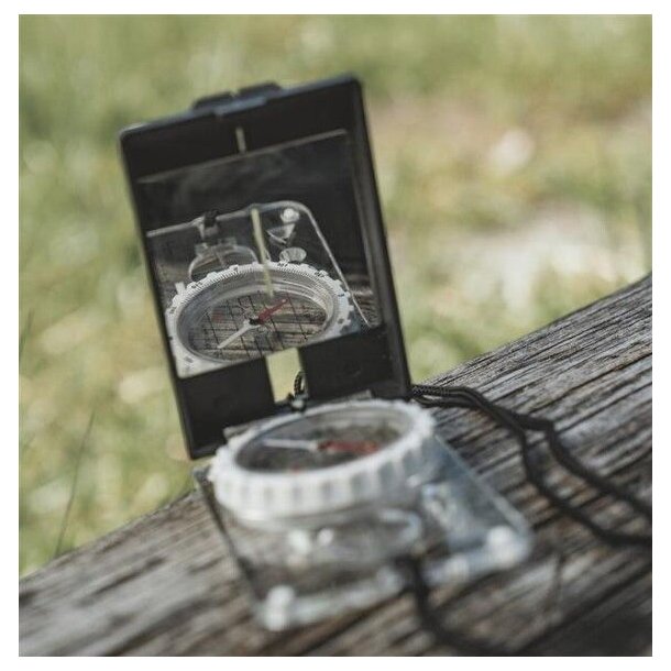 Easy Camp Map Compass Mirror