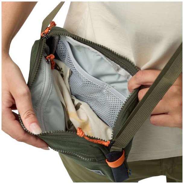 Fj�llr�ven Vardag Pocket Large Deep Forest