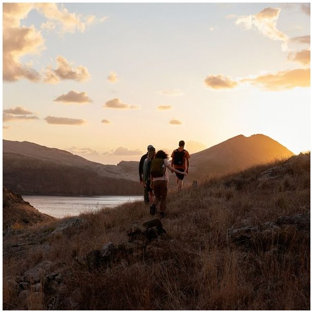 Fj�llr�ven �vik Travel Shirt SS Chalk White-Sand Stone