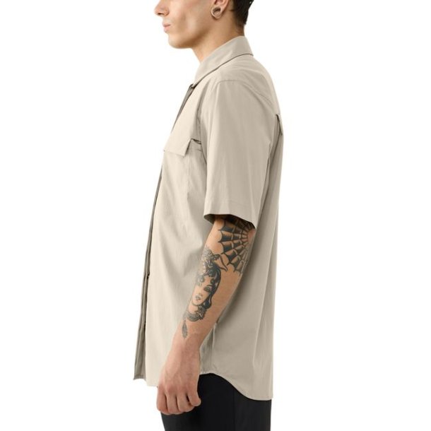 Hagl�fs Salo Shirt SS II Chalk Beige
